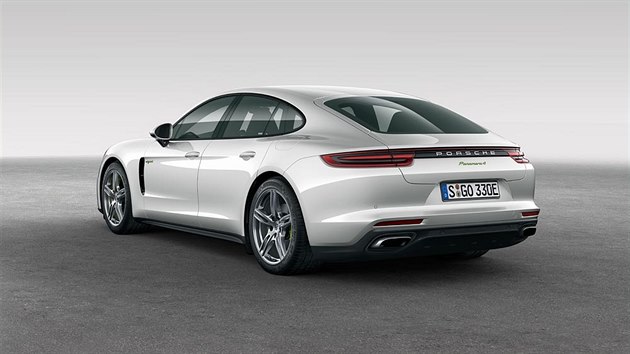 Porsche Panamera 4 E-Hybrid