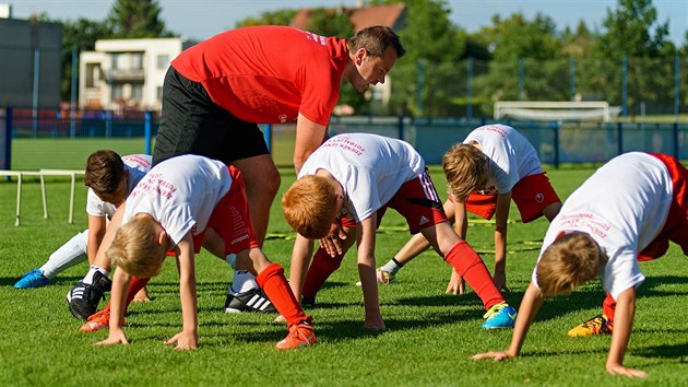 Trnink malch bezinveskch fotbalist.