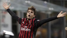 ROZHODL MLADÍK. Teprve osmnáctiletý Manuel Locatelli dal jediný gól �lágru mezi...