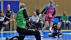 Momentka z utkání Poháru EHF mezi házenkákami Mostu a Metzingenu