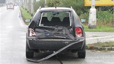 Dopravní nehoda tí aut na svtelné kiovatce Raínovy ulice a ulice Na...