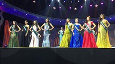 Do Top 8 na Miss Earth 2016 postoupily Miss Vietnam, Miss Rusko, Miss USA, Miss...