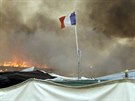 Francouzsk� ��ady likviduj� vyklizen� uprchlick� t�bor u Calais (29. ��jna 2016)