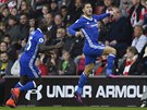 Eden Hazard se raduje z gólu na hiti Southamptonu.