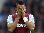 Francouzsk zlonk West Hamu DImitri PAyet bhem utkn proti Evertonu.