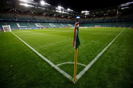 Zavený stadion Legie Varava bhem utkání s Realem Madrid kvli chování fanouk v minulé sezon, ilustraní foto.