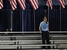 Pochmurná atmosféra ve volebním centru Hillary Clintonové (9. listopadu 2016)