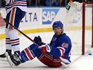 Michael Grabner z NY Rangers se raduje z gólu.