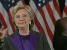 Clintonová gratulovala Trumpovi, kampa pro ní byla ctí