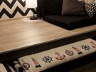 Pódium v pokoji syna - výsuvné l��ko má �í�ku 120 cm.