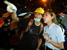 Poslankyn hongkongského regionálního parlamentu Yau Wai-ching bhem protest...