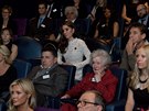 Vévodkyn Kate v kin na premiée filmu Kocour Bob