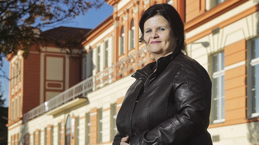 �editelka St�ední odborné �koly ve St�íb�e Jarmila Kánská. (1. listopadu 2016)