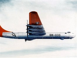 Americk bombardr B-36B-1-CF Peacemaker, kter v roce 1950 havaroval v Kanad.