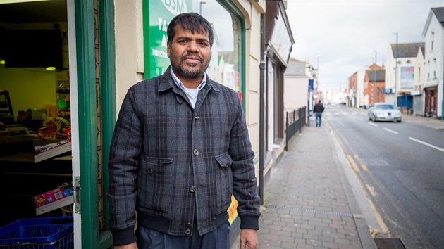 Mohamed Alif ze rí Lanky na Barton Street v Gloucester. Tato ulice je...