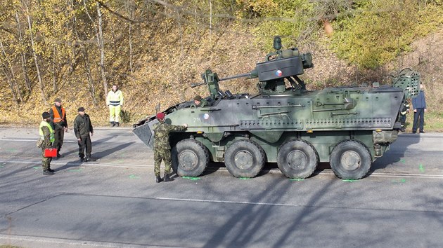 V Tboe se srazilo pt pandur a auto.