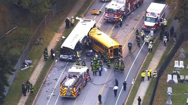 Srka autobus v Baltimoru (1. listopadu 2016)