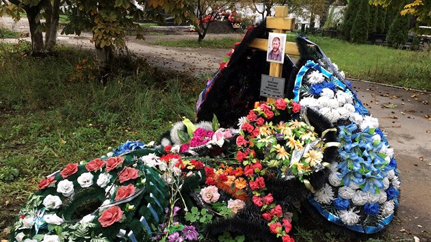 Hrob ruského kontraktora Maxima Kolganova ve městě Toljatti. Kolganov zemřel v bojích v Sýrii, i jako soukromý kontraktor údajně spolupracoval s ruskou armádou (3. listopadu 2016).