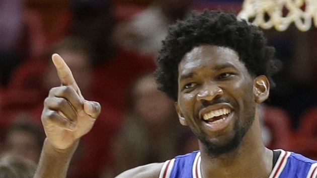 Joel Embiid, kamerunsk pivotmansk talent z Philadelphie