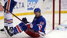 Michael Grabner z NY Rangers se raduje z gólu.