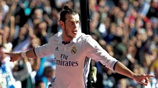 Gareth Bale z Realu Madrid oslavuje branku do sítě Leganes.