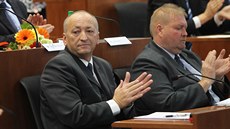 Pavel Frank (vlevo) (ANO), 54 let, Tebí. Dosavadní zamstnání: uitel na...