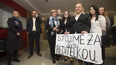 Obvodní soud pro Prahu 10 ve středu začal projednávat žalobu bývalé studentky...