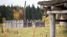První ást dokonené keltské vesnice v Nasavrkách na Chrudimsku pivítá 5....