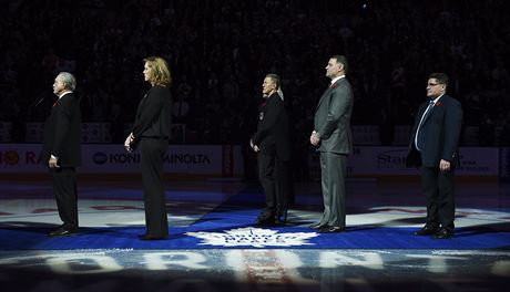 Rogatien Vachon, Kalli Quinnová (dcera Pata Quinna), Eric Lindros a Sergej...