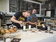 David ulc (vpravo), provozovatel kavrny a cukrrny Presto Coffee v...