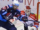 Momentka ze zápasu 20. kola hokejové extraligy mezi Pardubicemi a Chomutovem....