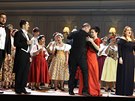 Na závr koncertu si vichni zazpívali pípitek z Verdiho La traviaty.