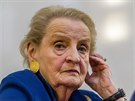 Madeleine Albrightová bhem besedy se studenty v prostorách Filozofické fakulty...