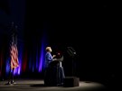 Hillary Clintonová na washingtonské konferenci Fondu na obranu dtí (16....
