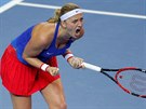 POOOOJ! Petra Kvitová se hecuje ve finále Fed Cupu.