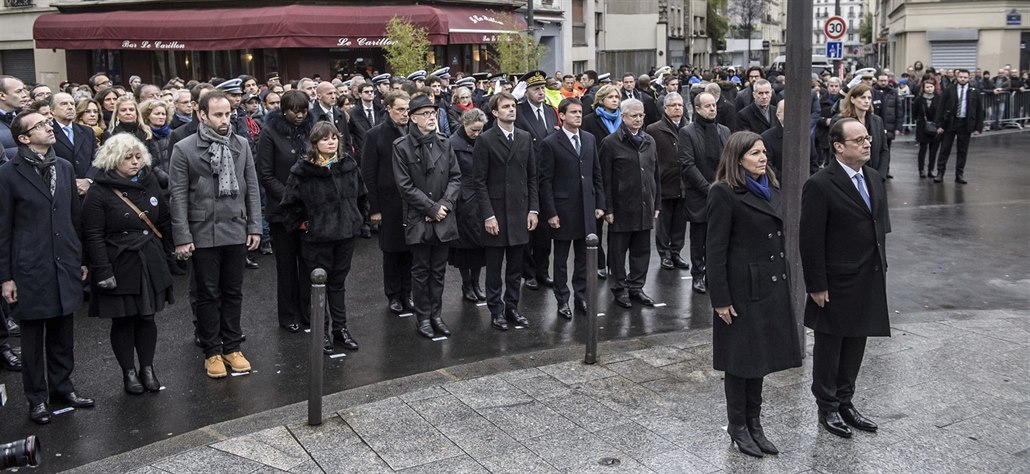 Francie si připomíná první výročí teroristických útoků v Paříži (13.11.2016)