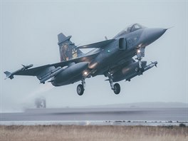 Letci podléhali pímo operanímu stedisku vzduných sil NATO v nmeckém Uedemu.