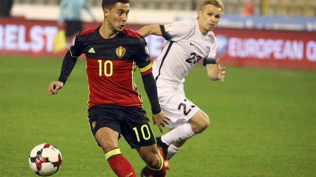 Belgian Eden Hazard v akci bhem kvalifikanho zpasu o mistrovstv svta s Estonskem.