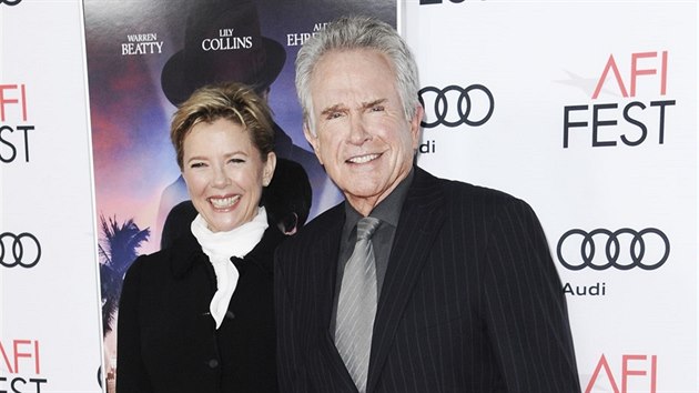 Warren Beatty a Annette Beningov (Los Angeles, 10. listopadu 2016)