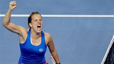 A HURÁ NA TYHRU. Radost Barbory Strýcové po jejím vítzství ve tvrtém utkání...