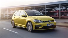 Volkswagen Golf sedmé generace proel faceliftem.