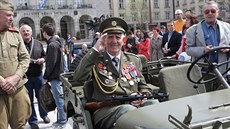 Bed�ich Opo�enský v roce 2015 p�i sedmdesátém výro�í konce války.