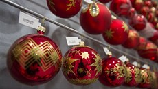 Výroba váno�ních ozdob ve spole�nosti Irisa Vsetín.