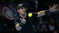 UMLÍ SOUPEE? Andy Murray drí post svtové jedniky, ale Novak Djokovi ho me sesadit.
