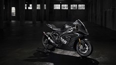 BMW HP4 Race Advance