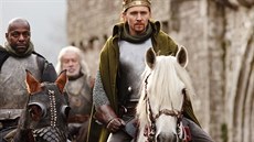 Ze seriálu V kruhu koruny