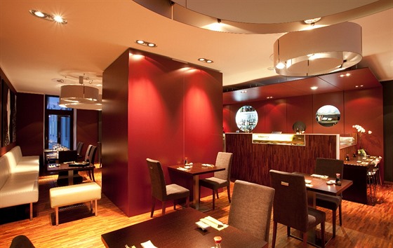 Interiér vyhláené brnnské rybí restaurace Koishi.