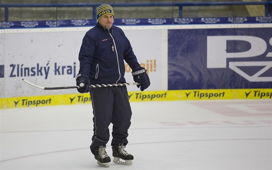 Martin Hamrlík na tréninku hokejist Zlína.