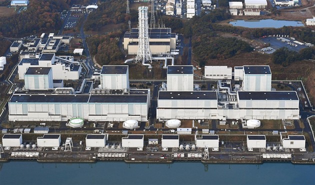 Dělníky z Fukušimy zasáhla radioaktivní voda, v nemocnici zůstanou dva týdny