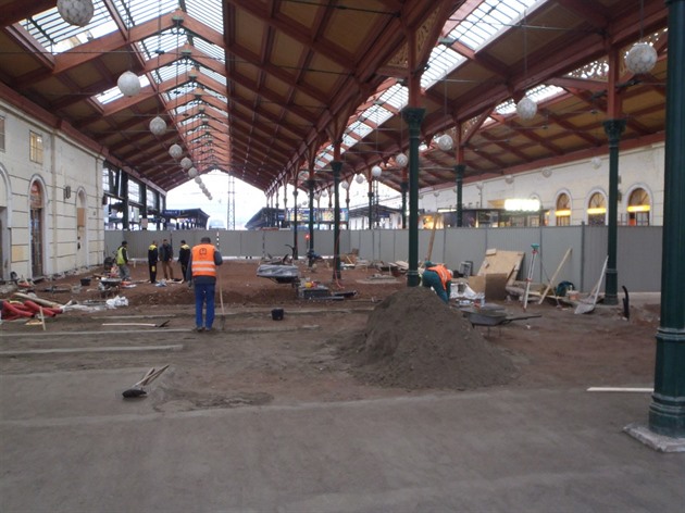 Rekonstrukce odjezdové haly Masarykova nádraží.